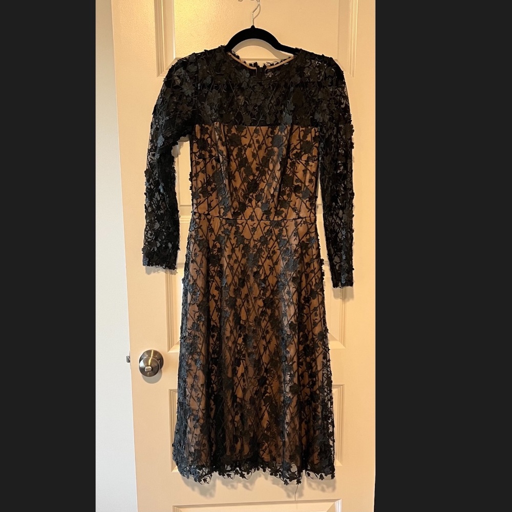 NWOT Tadashi Shoji Long Sleeve Lace Cocktail Dress in Black/Nude - Picture 2 of 9